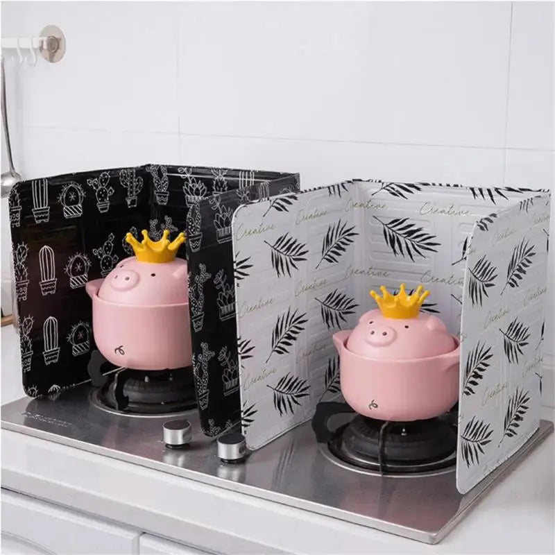 Aluminum Foldable Stove Splash Guard – Non-Stick Oil Shield for Kitchen Walls