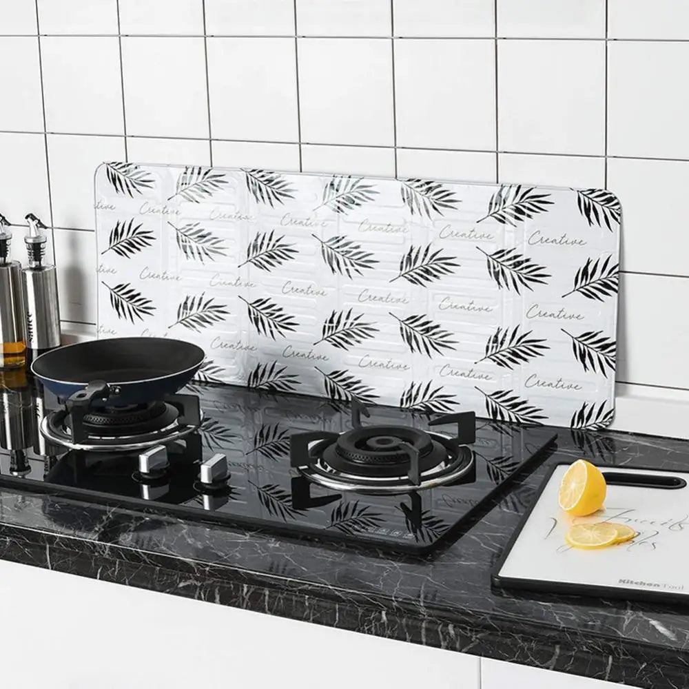 Aluminum Foldable Stove Splash Guard – Non-Stick Oil Shield for Kitchen Walls